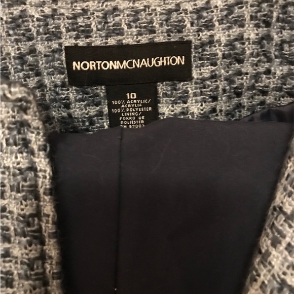 Lovely pantsuit in great condition! Norton McNaughton Size 10 - Picture 6 of 8